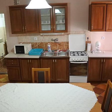 Kisasszony apartman Eger Zewnętrze zdjęcie