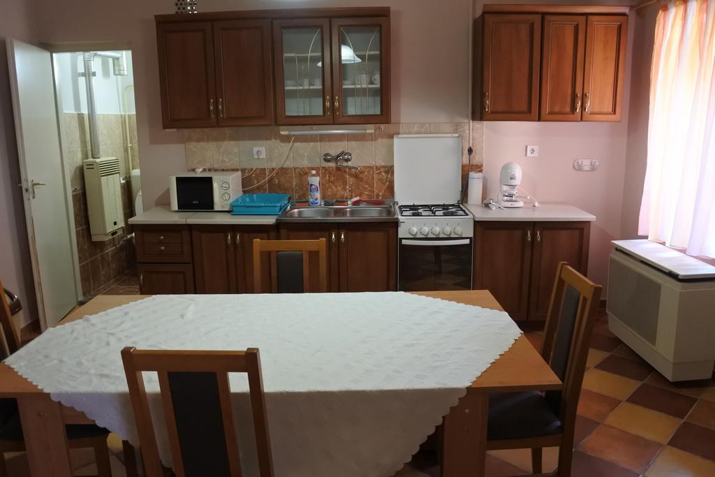 Kisasszony apartman Eger Zewnętrze zdjęcie