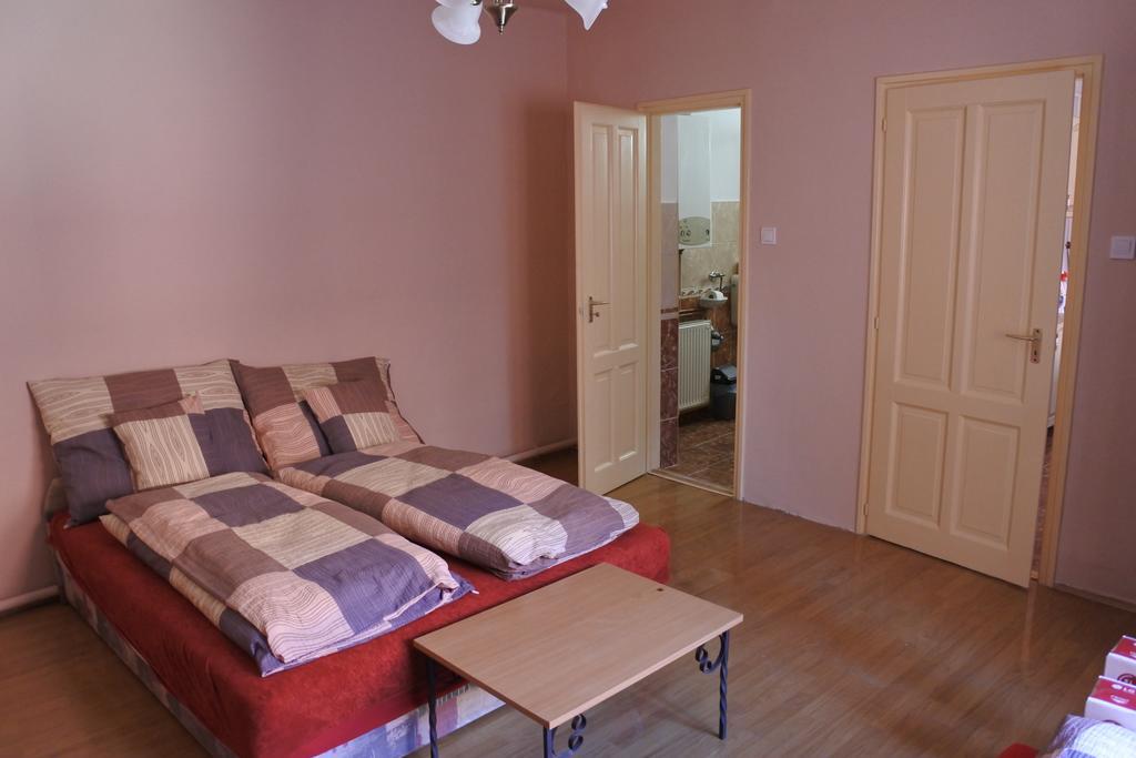 Kisasszony apartman Eger Zewnętrze zdjęcie